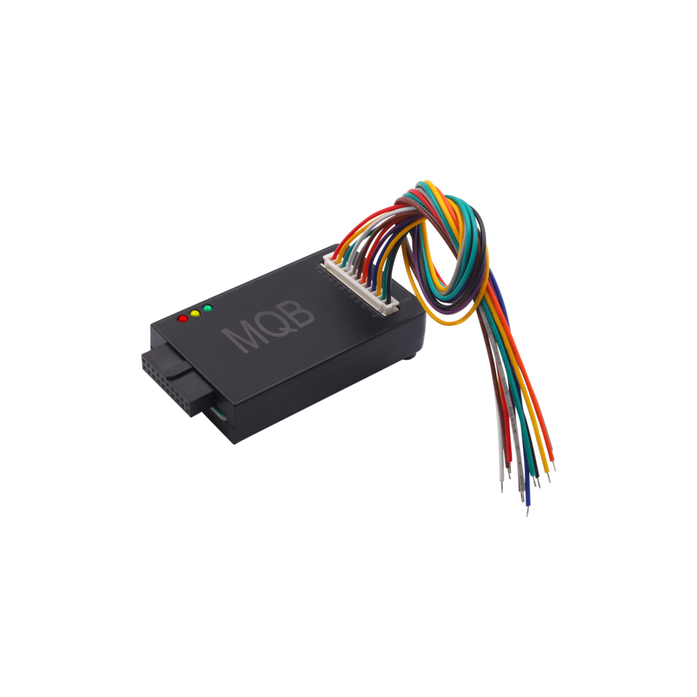 特寫 - 連接12P焊接線束